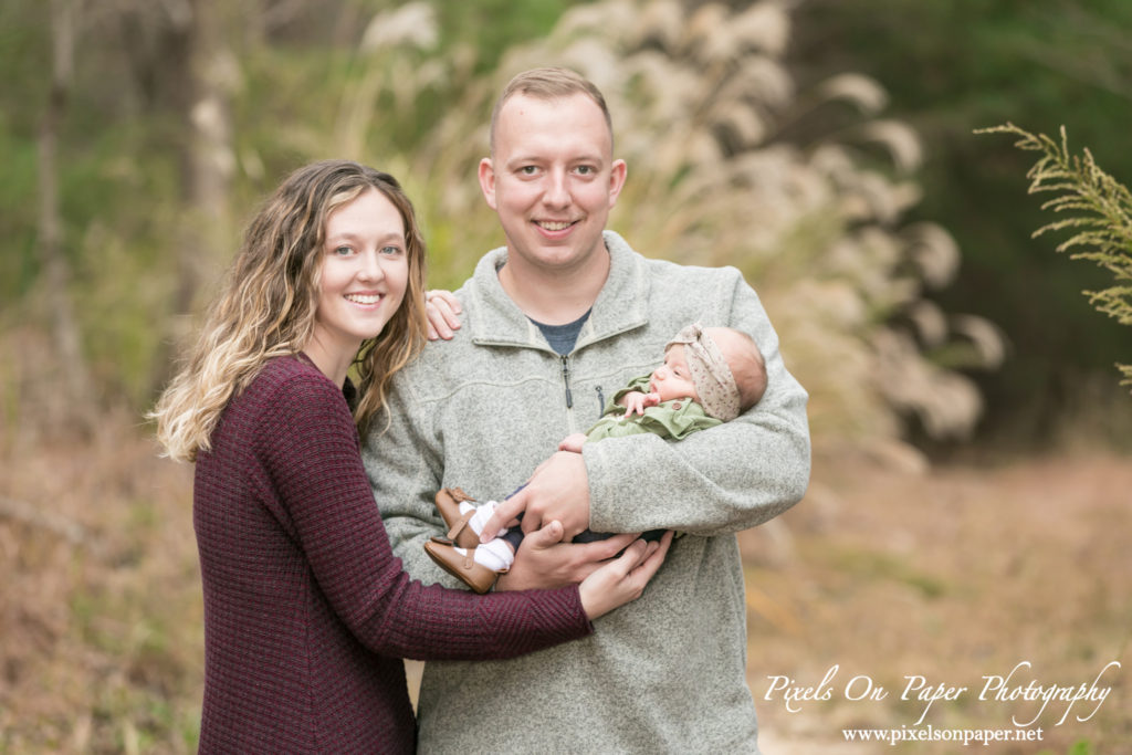 Pixels On Paper photographers outdoor fall family portrait of Roark and Lovell family photo