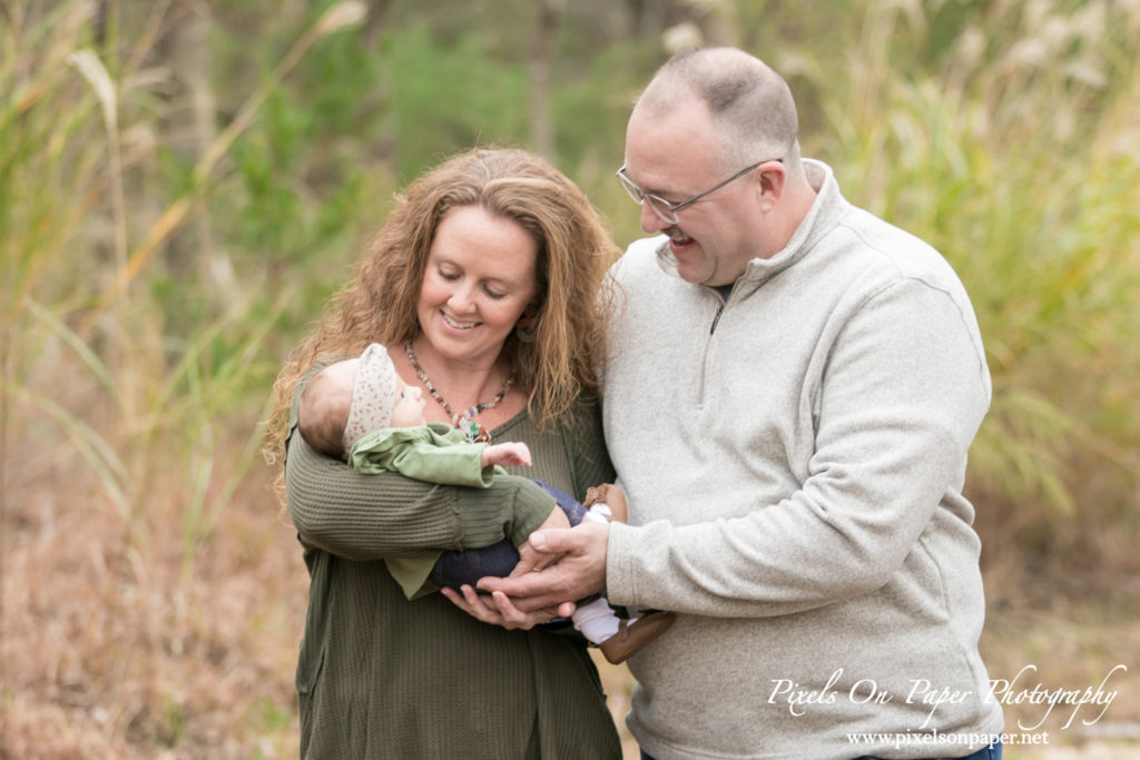 Pixels On Paper photographers outdoor fall family portrait of Roark and Lovell family photo