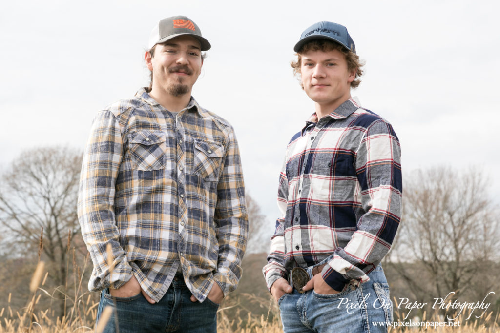 Pixels On Paper Portrait Photography. Edridge Family outdoor photo