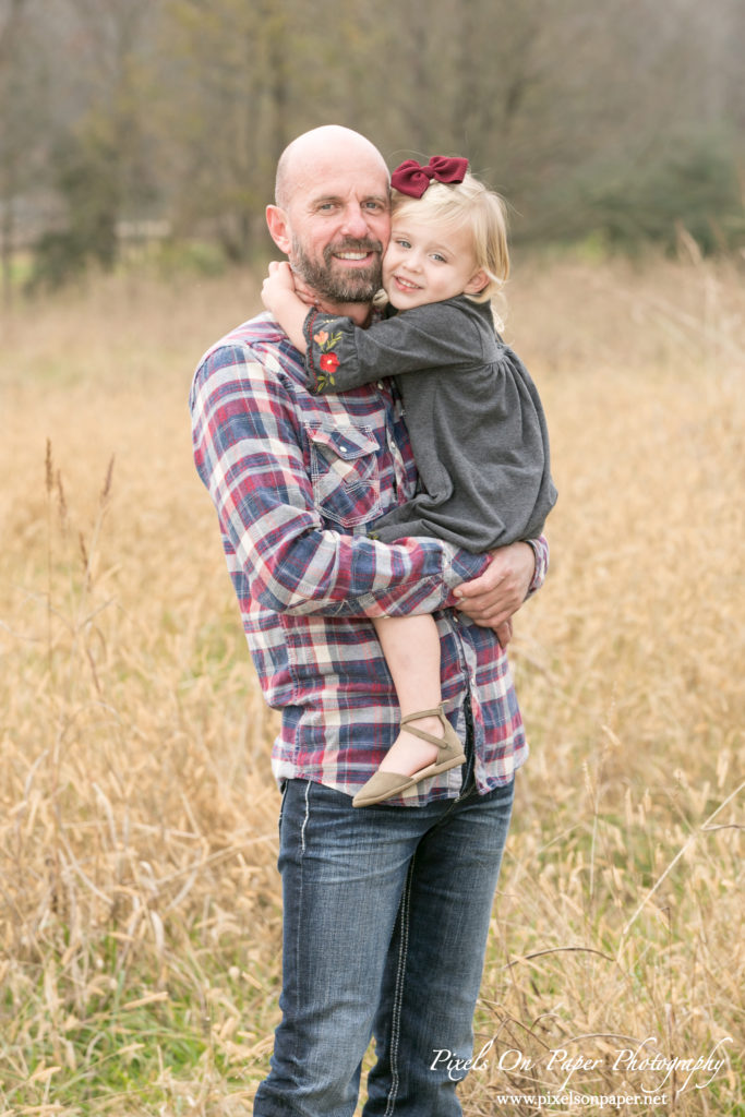 Pixels On Paper Portrait Photography. Edridge Family outdoor photo