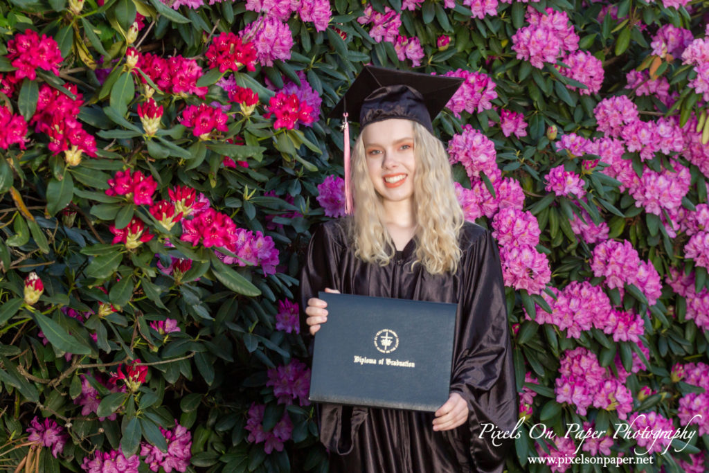 Pixels On Paper Wilkesboro NC High School Senior Photographers Allena's outdoor senior portrait photography photo