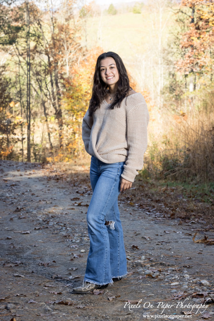 Holland Family Outdoor Fall Portrait Photos by Pixels On Paper Photographers