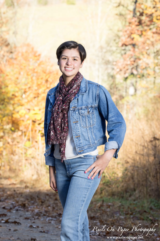 Holland Family Outdoor Fall Portrait Photos by Pixels On Paper Photographers